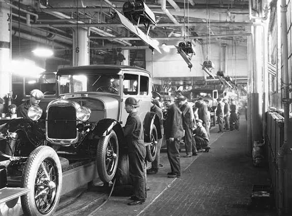 Historia de Henry Ford